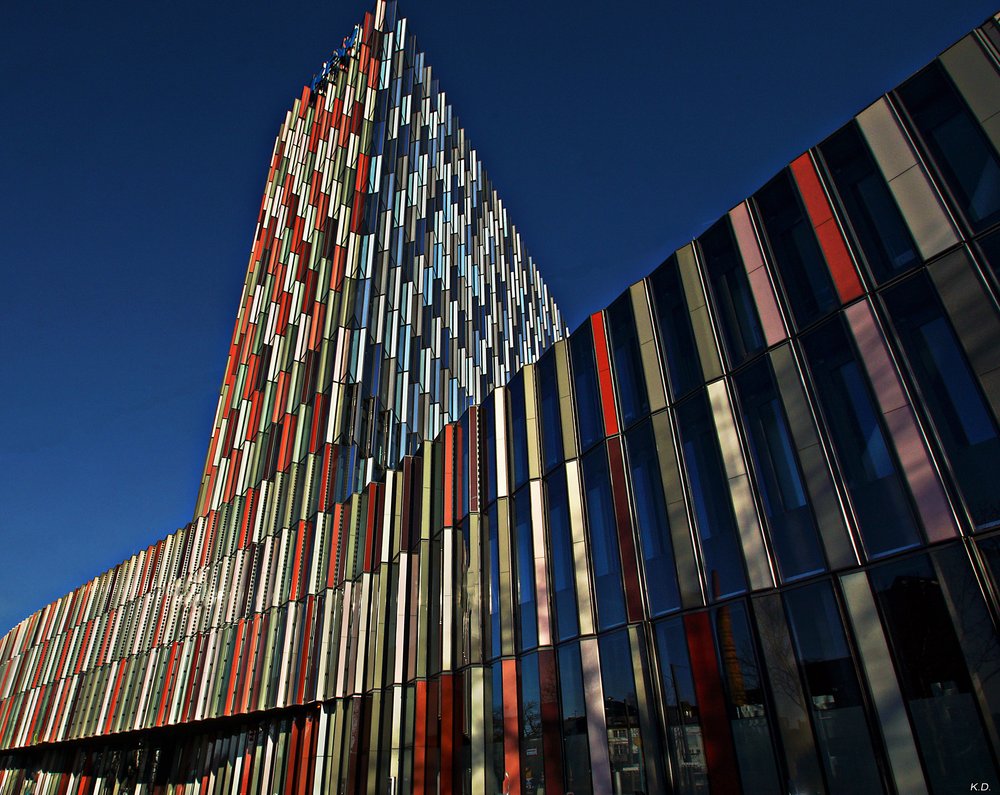 022-ein Gebäude in Frankfurt.jpg