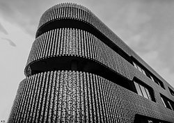 024-moderne Baukunst.jpg