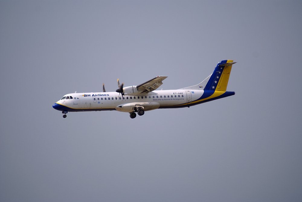 E7-AAE.JPG