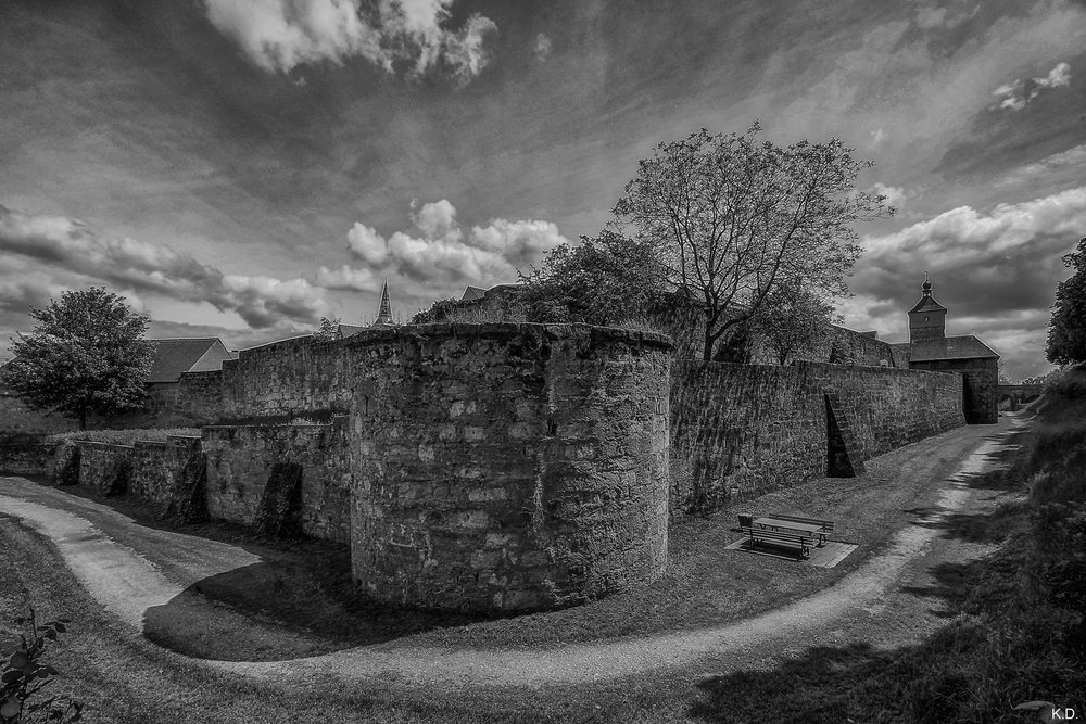 an der Stadtmauer.jpg