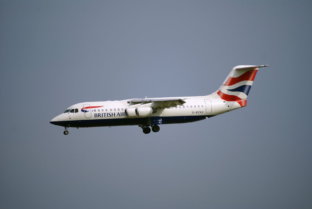 G-BZAU.JPG
