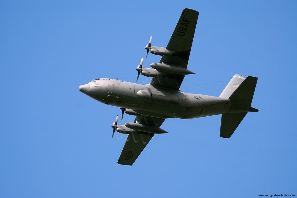 Herkules-C130--008.jpg