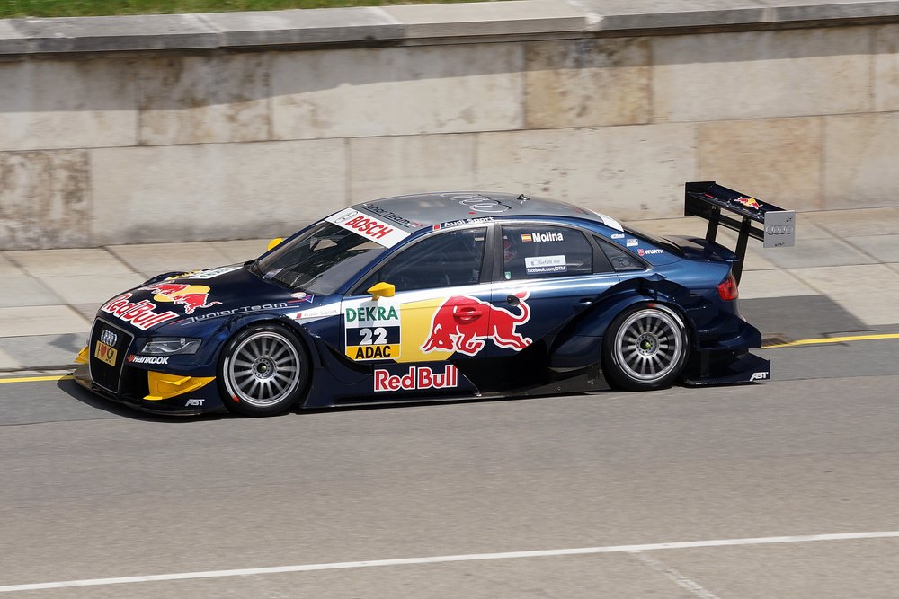 Molina-01.jpg