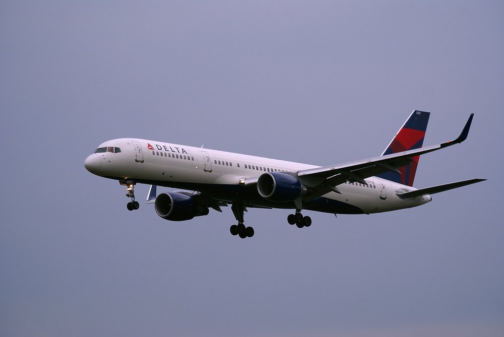N713TW.JPG