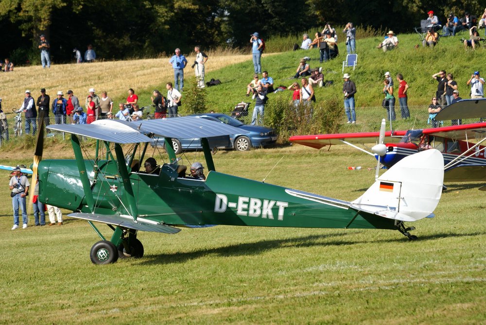 D-EBKT-1.JPG