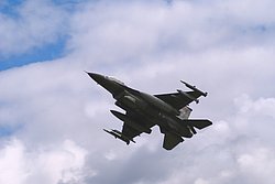 F-16-002.JPG