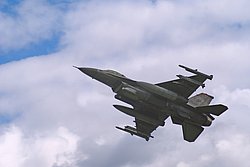 F-16-003.JPG
