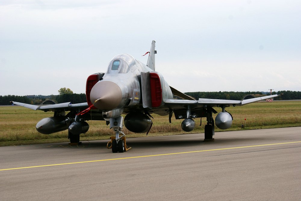 Phantom-001.jpg