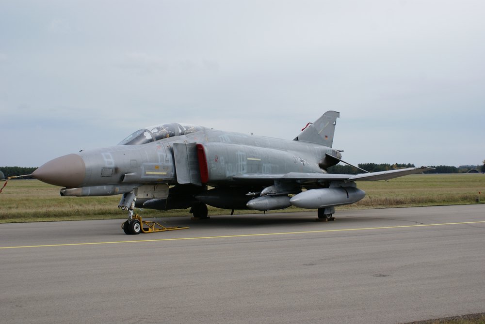 Phantom-003.JPG