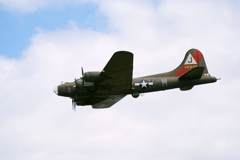 B-17 Flying Fortress-007.JPG