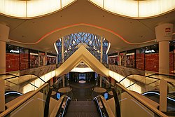 DSC07385-b.JPG