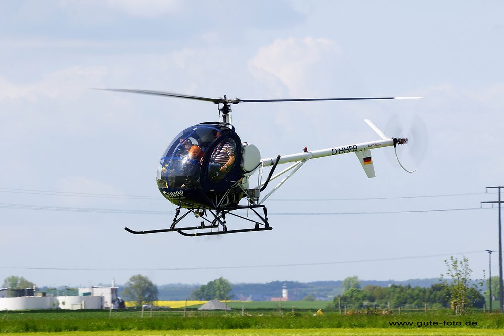 Hughes 300 (269C) D-HHFB.jpg