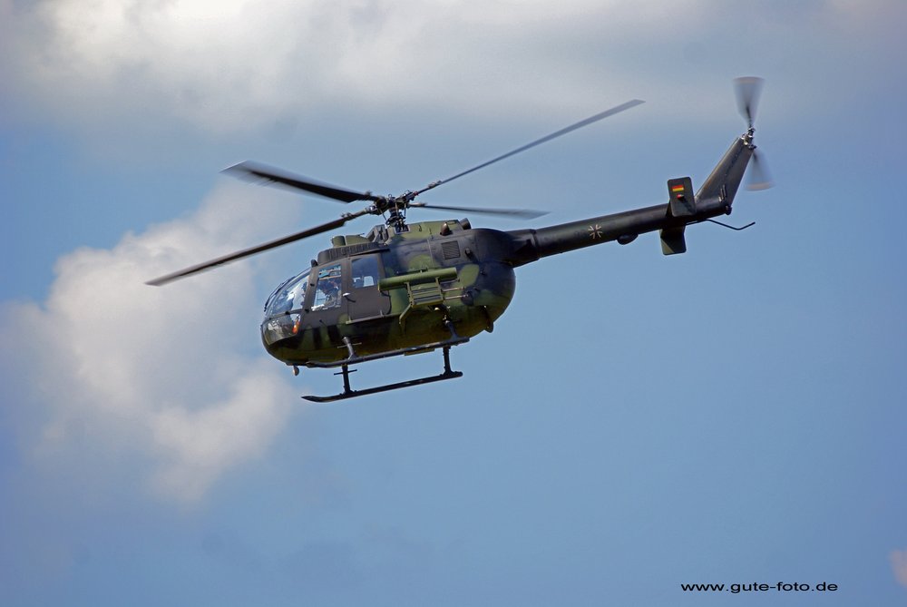 MBB BO 105 P-1A1 - 86+07.jpg