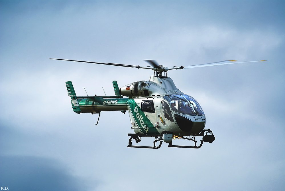 Polizei im Einsatz.jpg