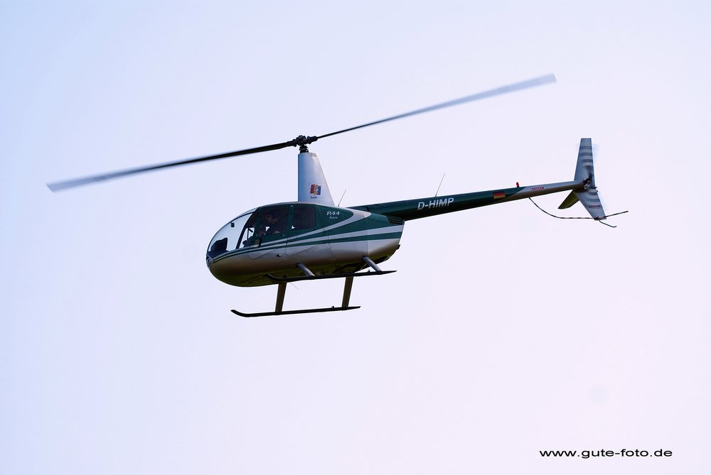 Robinson R44 Astro - D-HIMP.jpg
