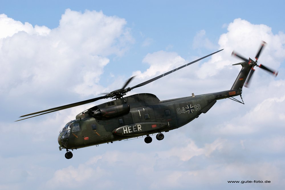 Sikorsky CH-53 G - 84+13.jpg