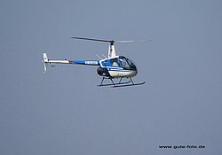 Robinson R-22 - D-HAMR.jpg