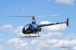 Robinson R22 - G-ZAPY.jpg