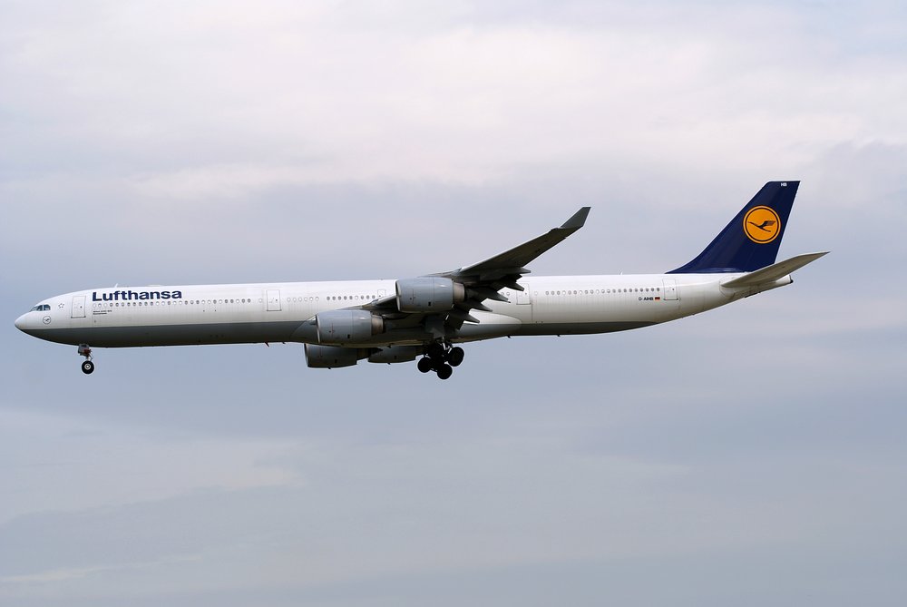 D-AIHB.JPG