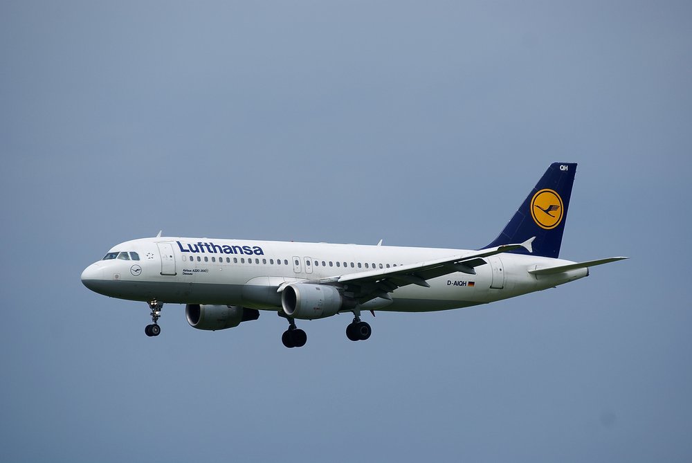 D-AIQH.JPG