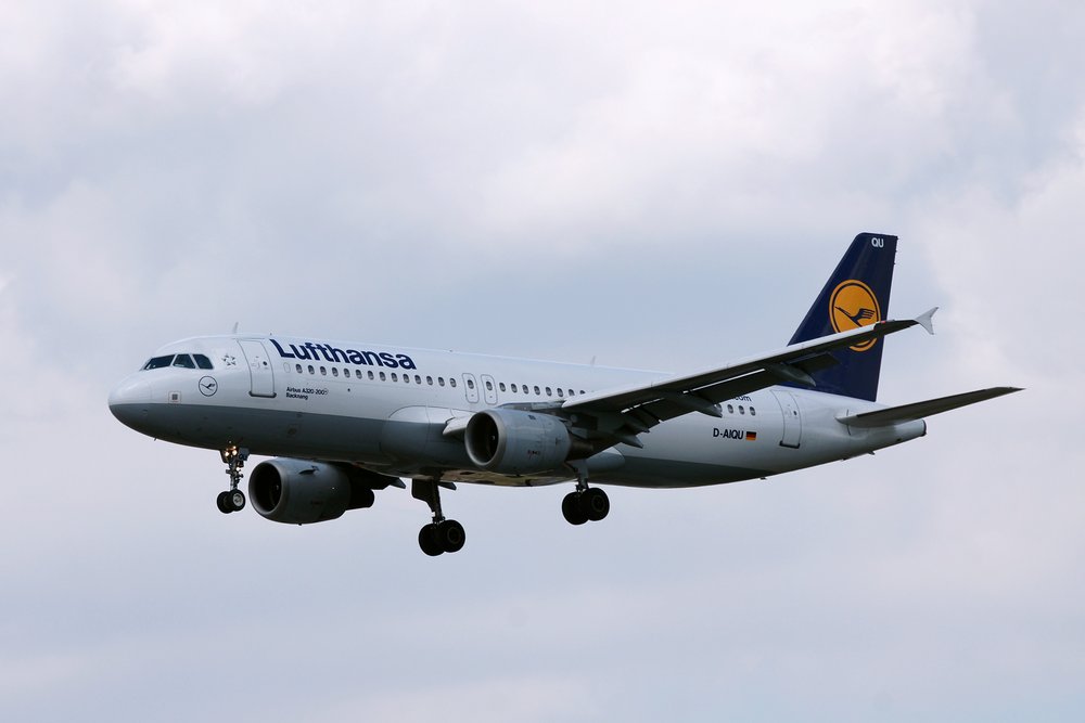 D-AIQU.JPG
