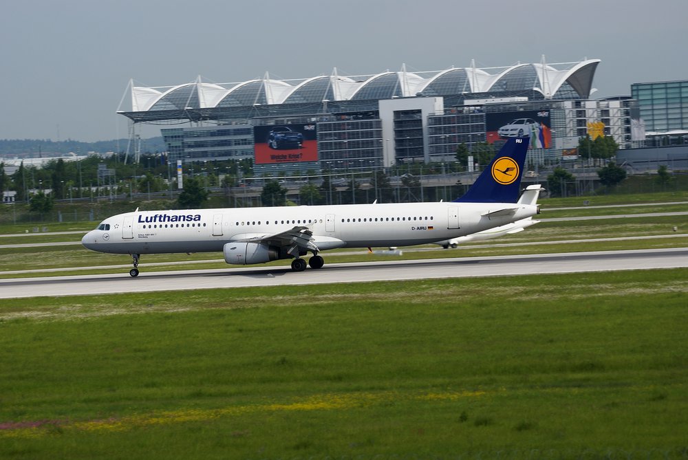 D-AIRU.JPG
