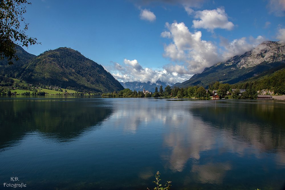 Grundelsee.jpg