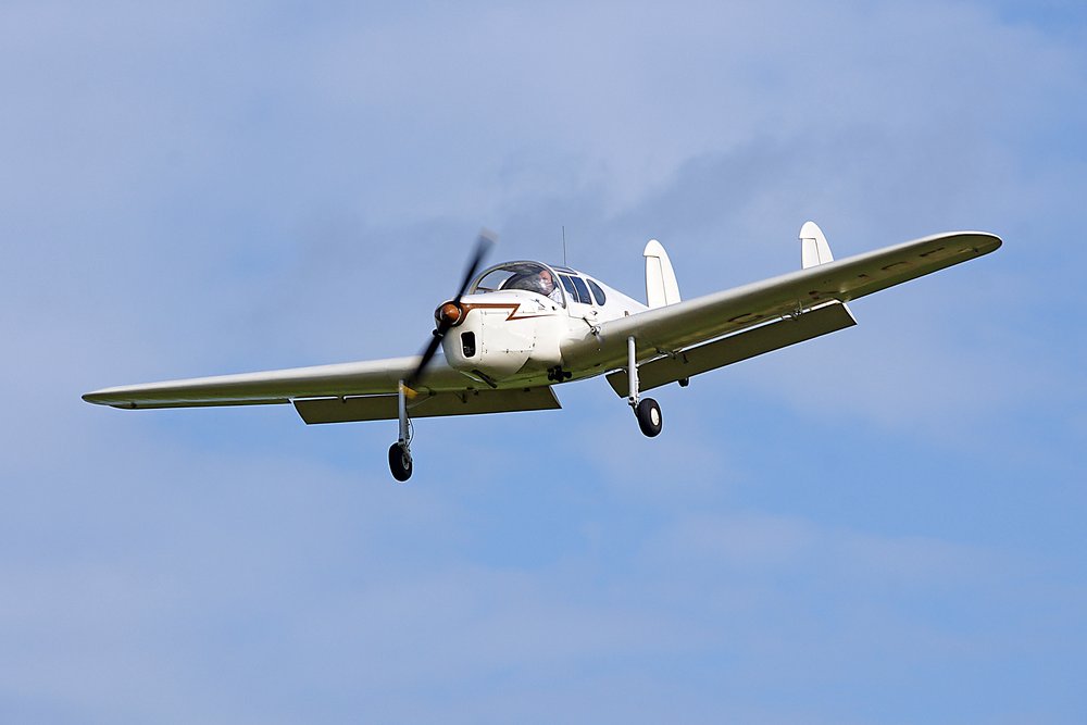 G-AJOE.jpg