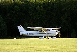 D-EDHN.JPG