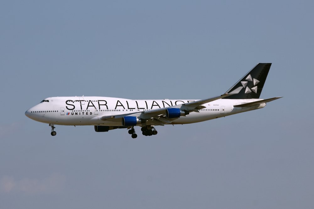 N121UA.JPG