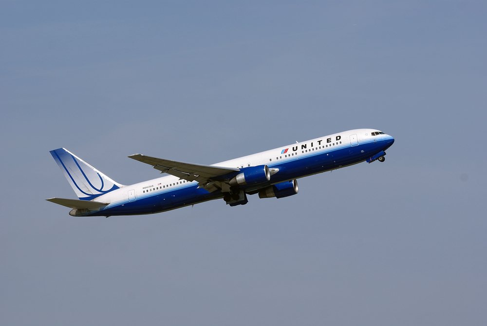 N662UA.JPG