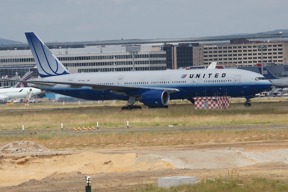 N774UA-2.JPG