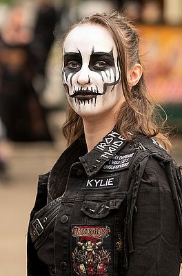 lone_wolf_0889.jpg
