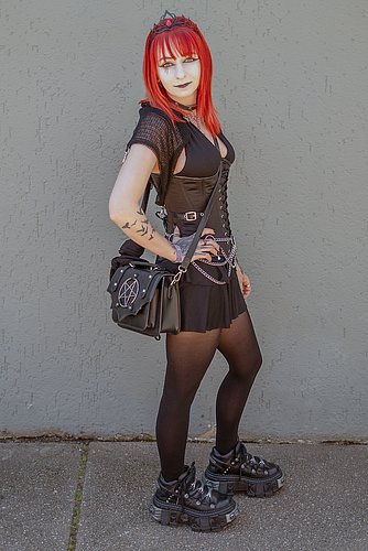 hells_devil_696.jpg