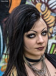 043.jpg