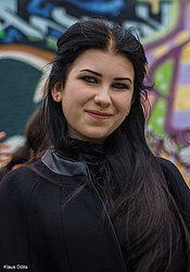 049.jpg
