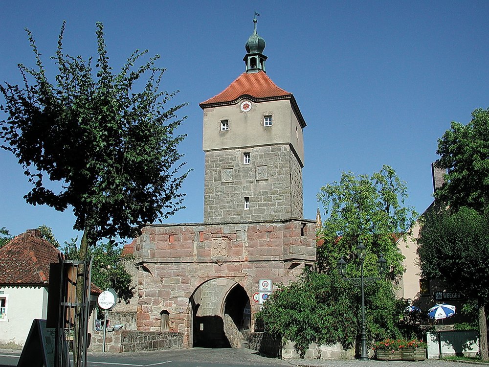 Wolframs-Eschenbach-0000.jpg